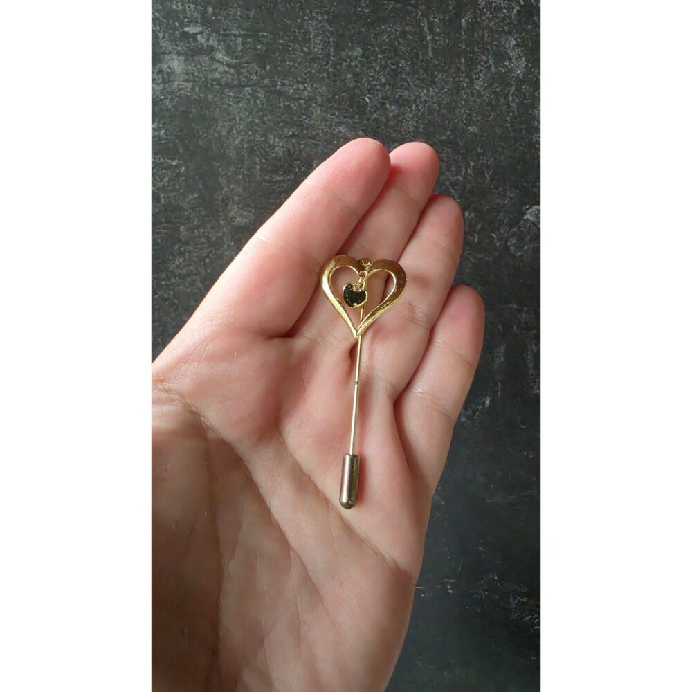 Heart Shaped Gold Tone Metal Stick Pin Vintage Costume Jewelry
